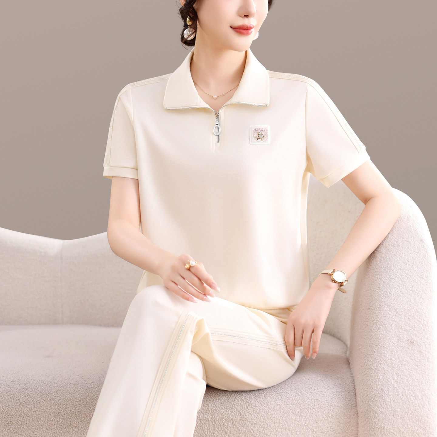 运动套装女2026夏季新款冰丝薄款短袖时尚洋气高级感小个子两件套