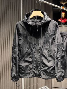 纯色透气情侣防晒服户外运动工装 夏季 夹克 连帽防晒衣男士 2026新款