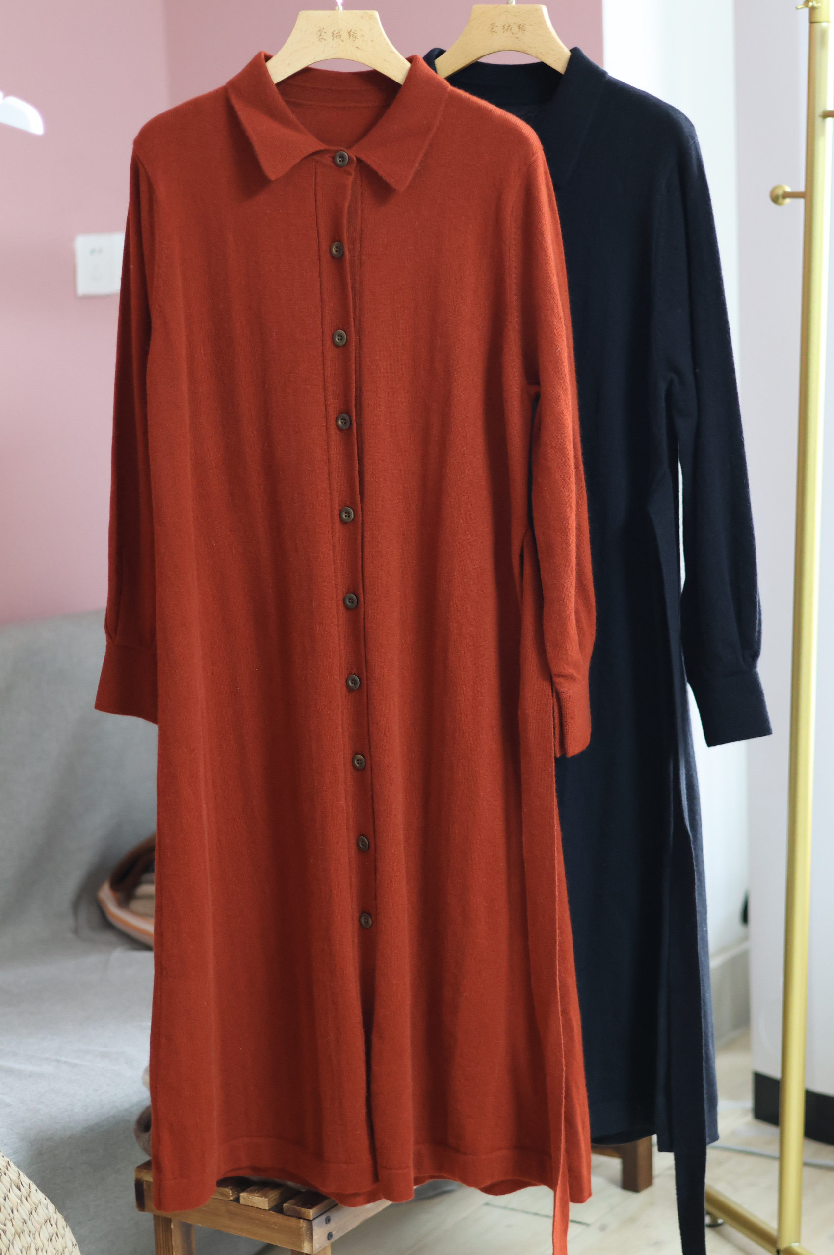 【LU】 衬新如意   Polo领纯羊绒连衣裙腰带款衬衫上衣/干练/时尚