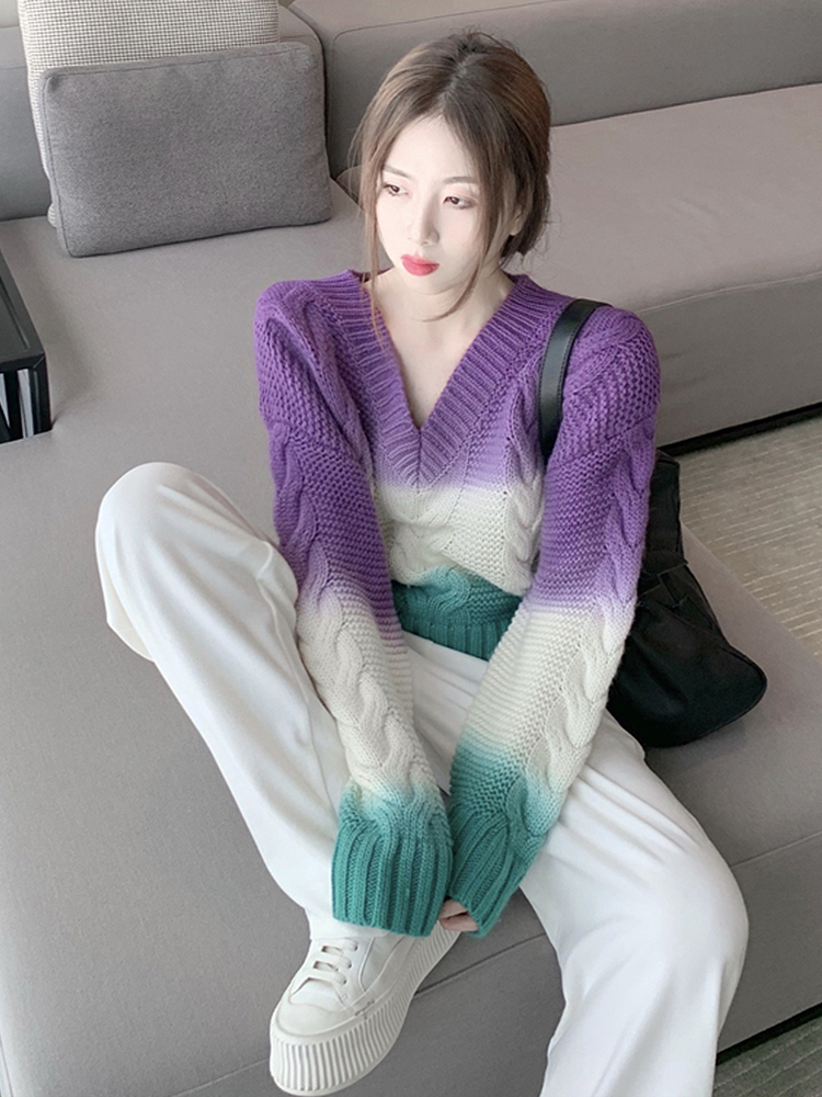 V-neck twist sweater women's autumn and winter outerwear Mori ins tide personality gradient color top design sense niche knitwear