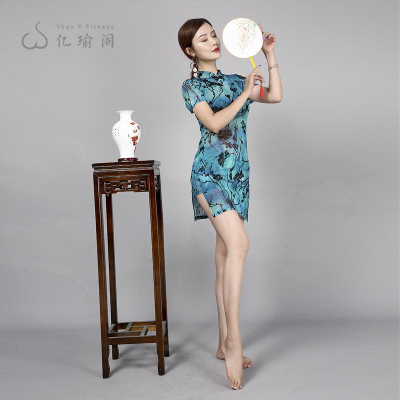 古典舞表演服中旗袍身韵民族舞舞