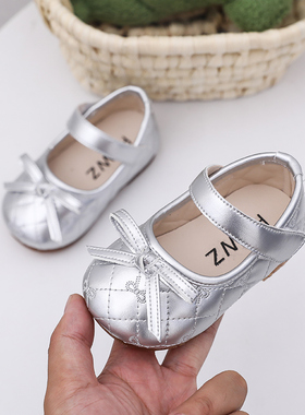 新款宝宝学步鞋女宝洋气银色婴儿鞋1到2岁软底秋季漂亮儿童公主鞋