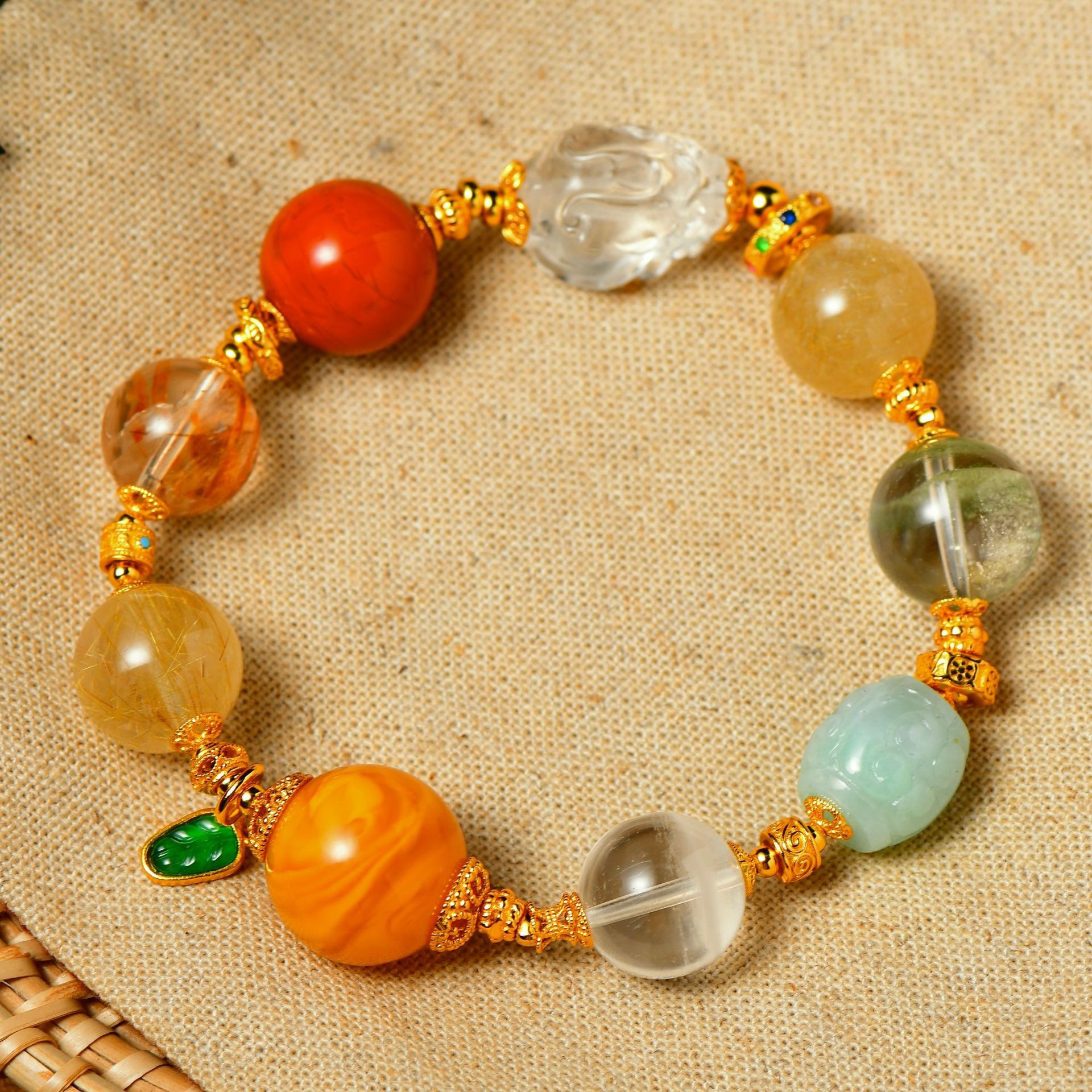 天然水晶蜜蜡多宝手串女南红金发晶绿幽灵翡翠路路通银饰手链批发