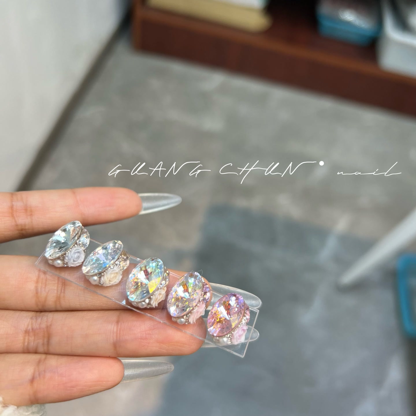 高品·14x10蛋型烟花切 2颗 美甲饰品爆闪美甲钻 美甲店专用