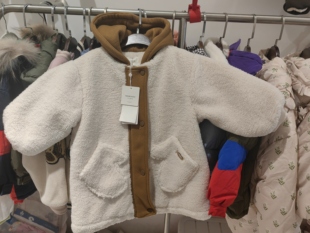 a哟幼米专柜正品加厚女款羽绒服 棉衣，大红色