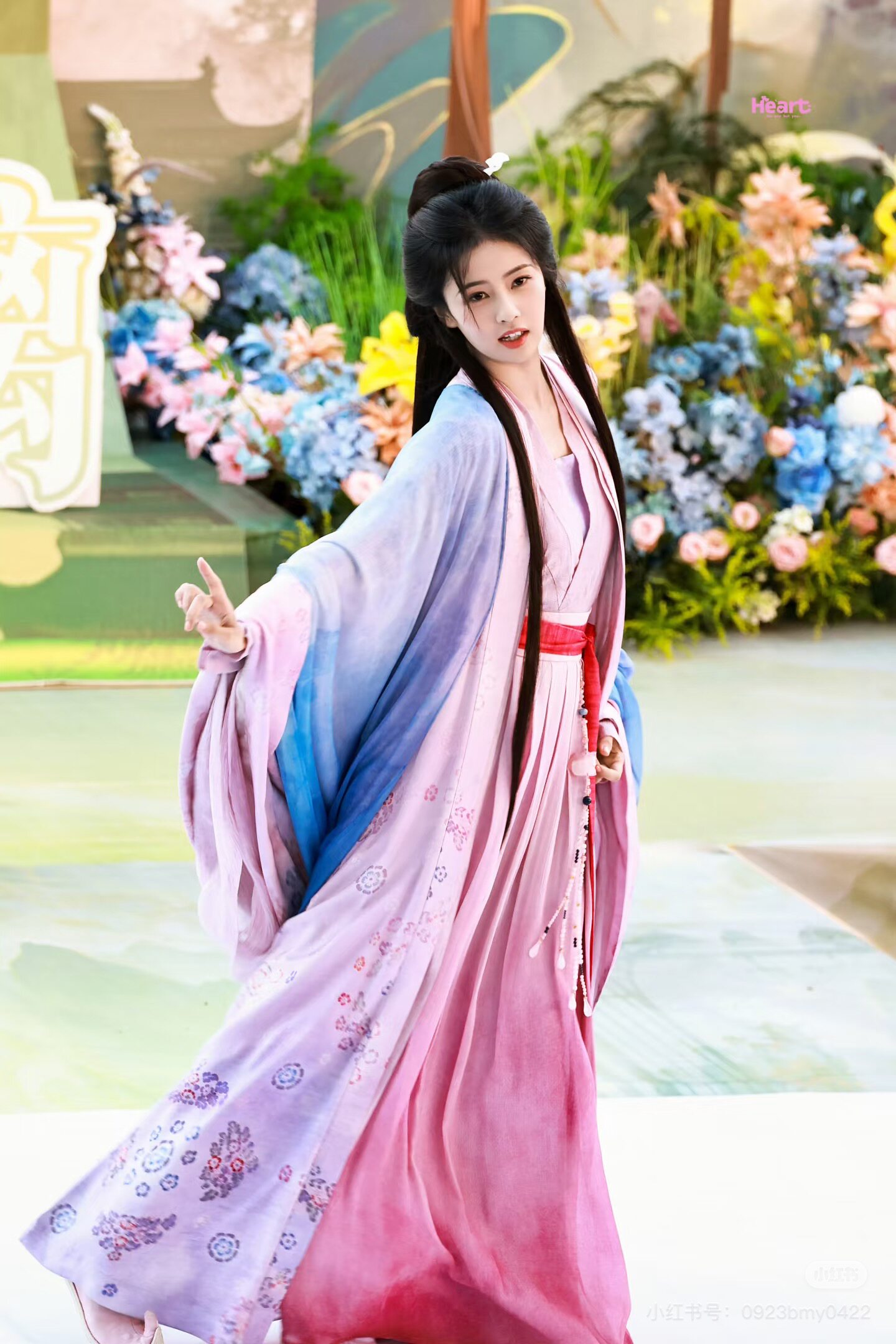 莫离 白鹿同款古装汉服 粉色全动漫/cos制服定制