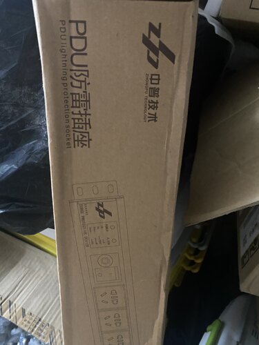 普天中普机架式电源防雷插座pdu7位孔多功能排插Z207K10A监控配件