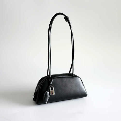 bounded有界新款肩带真皮法棍包