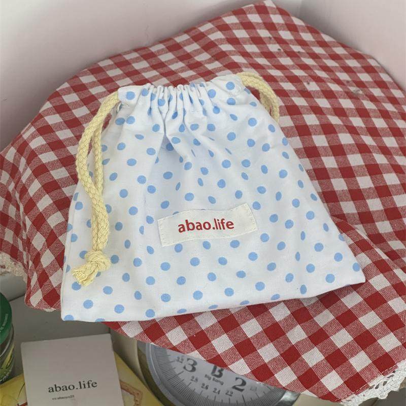 abao.life可爱波点抽绳化妆包图片
