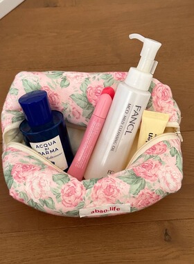 阿宝-自制ins韩风柔软夹棉波点化妆包防水大容量便携旅行洗漱包