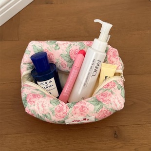 阿宝-自制ins韩风柔软夹棉波点化妆包防水大容量便携旅行洗漱包
