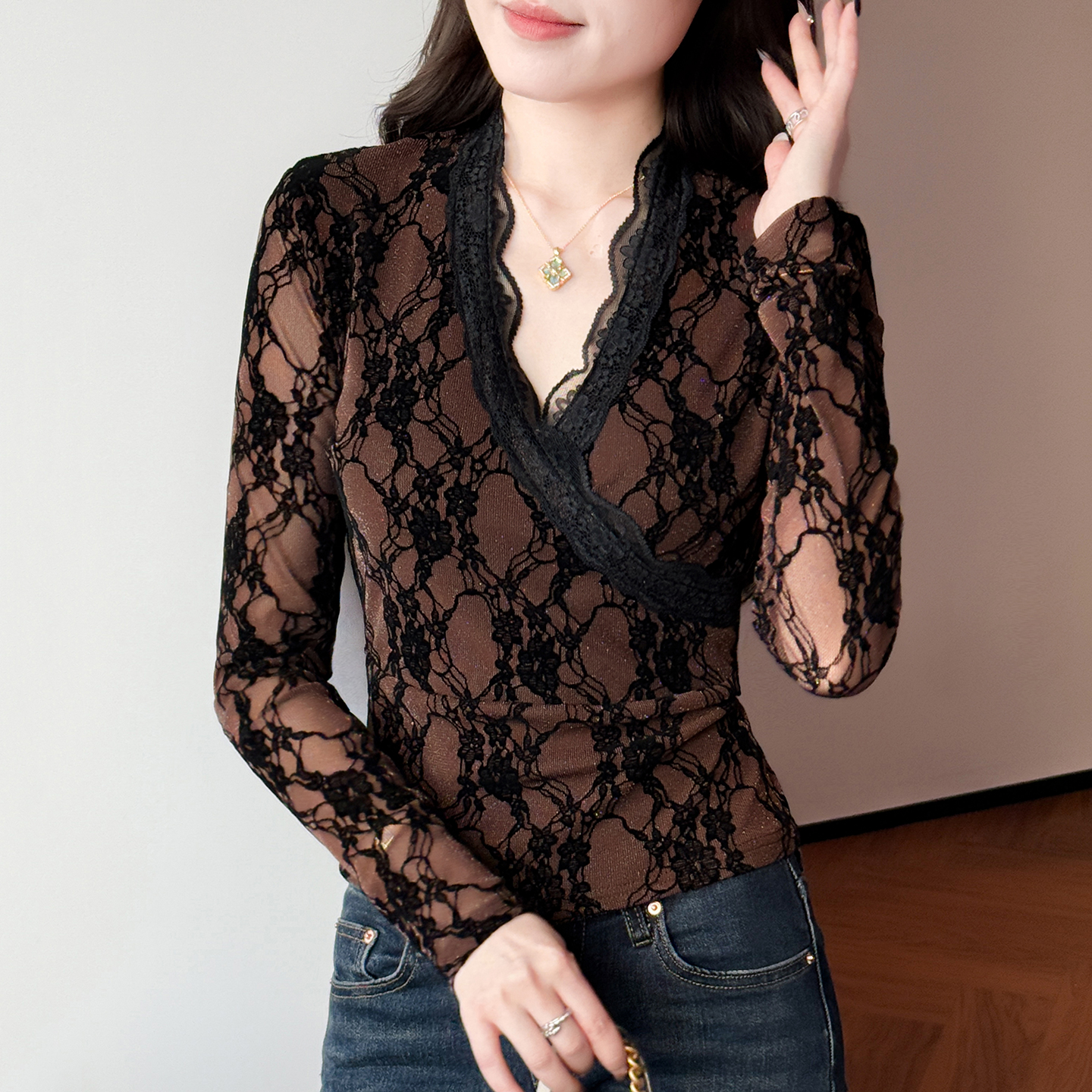 植绒网纱打底衫长袖内搭洋气上衣