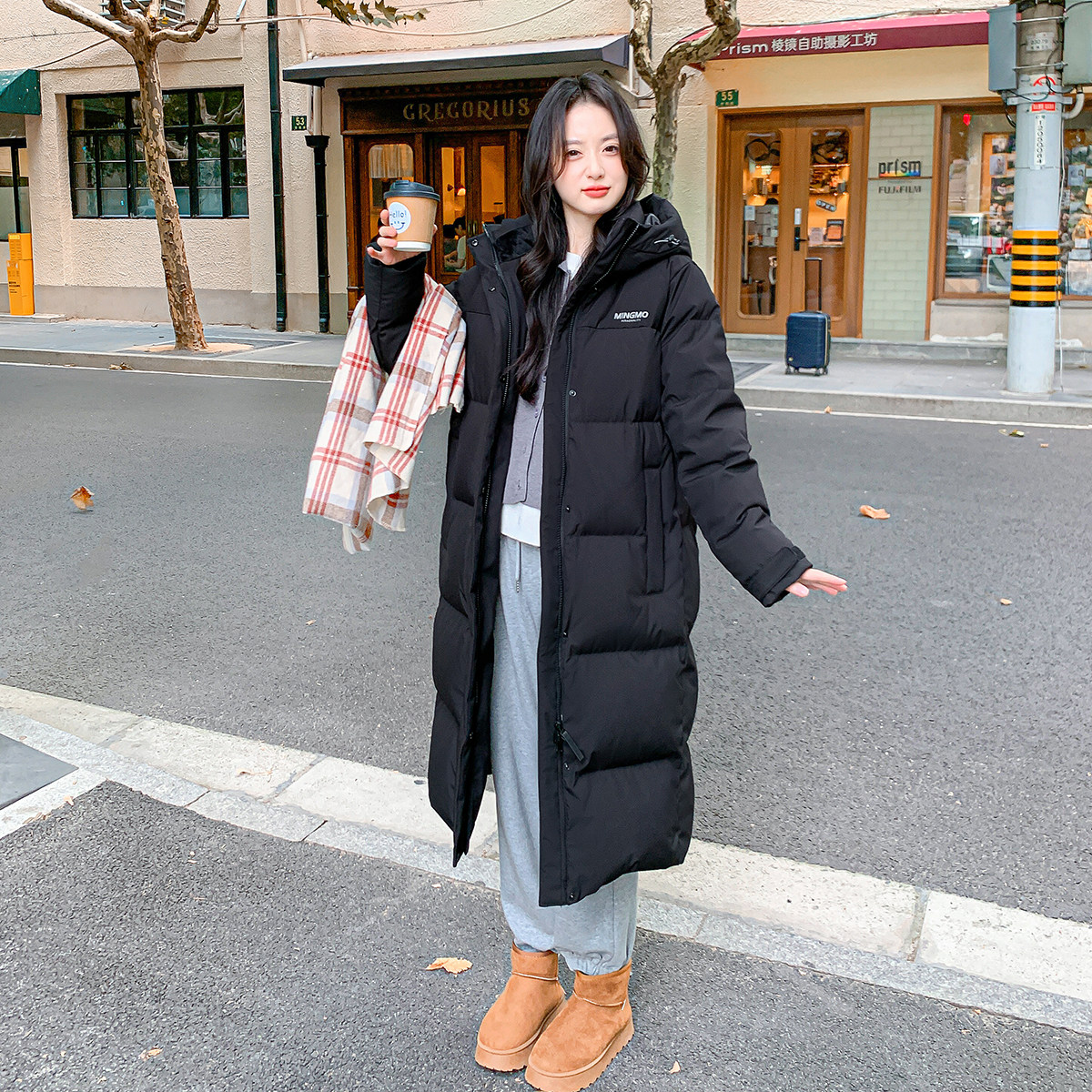 江西共青城羽绒MM明摩同款女装长羽绒服超长过膝2025年新款加厚图片