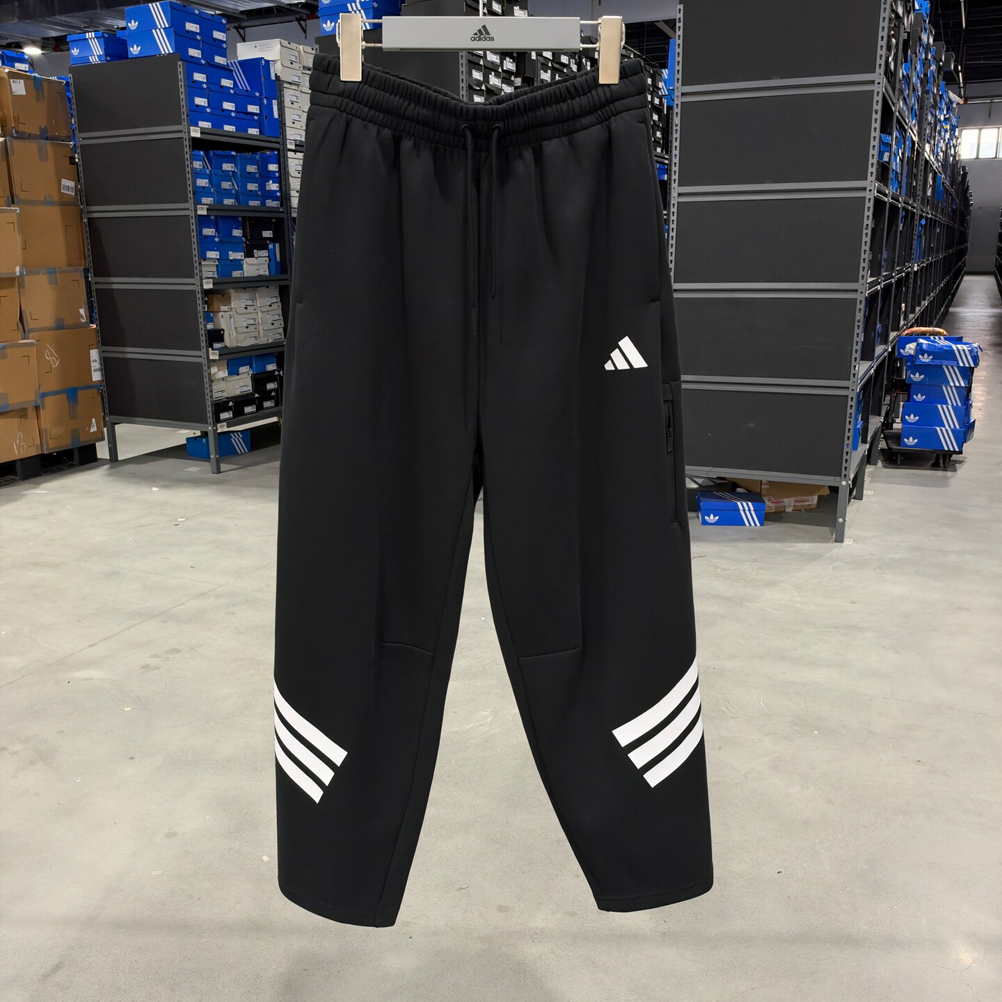 Adidas 阿迪达斯 男子春秋款宽松舒适运动休闲针织长裤 JD4889
