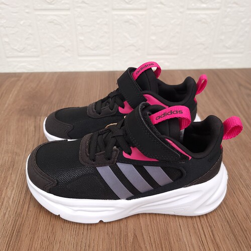 阿迪达斯儿童缓震舒适春季运动鞋