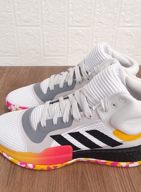 Adidas 阿迪达斯 Marquee Boost 男子减震防滑实战篮球鞋 G26212
