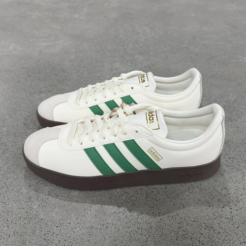 Adidas 阿迪达斯正品 男女经典百搭耐磨T头鞋低帮休闲板鞋 JH5061