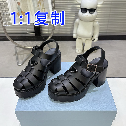 2026夏季新款厚底高跟凉鞋女百搭超火爆今年流行的鞋子爆款猪笼鞋