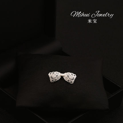 法式浪漫蕾丝蝴蝶结胸针固定领口扣针衣服领子优雅胸花防走光扣子