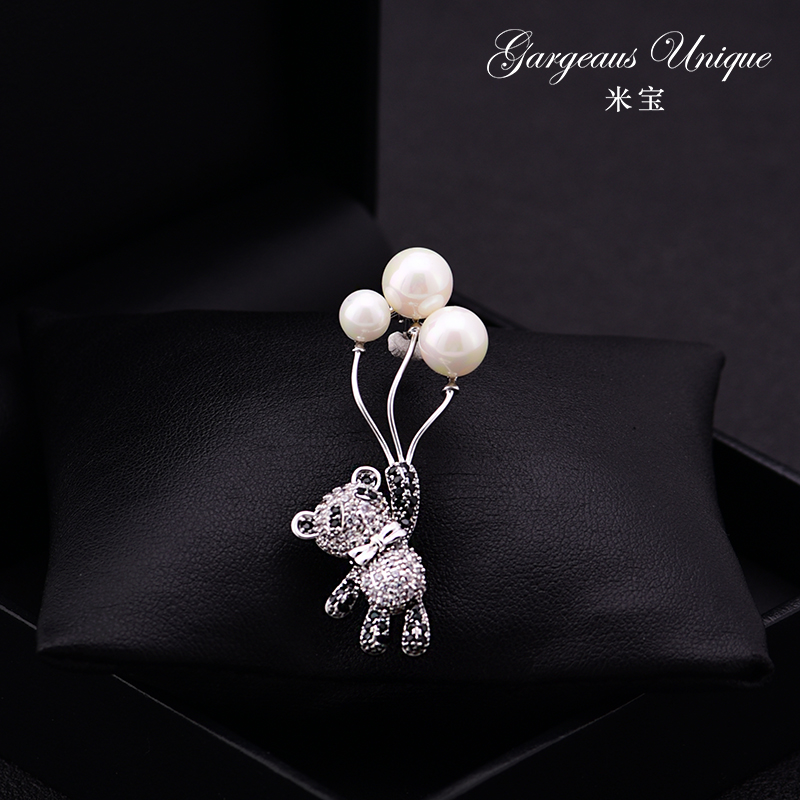 可爱小熊气球胸针清新百搭女领针日韩衣服领口防走光别针胸花配饰