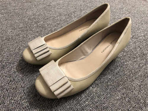 浅口欧美真皮蝴蝶结女鞋