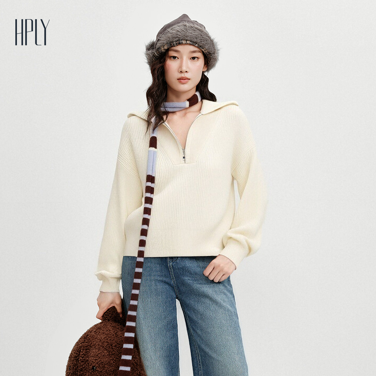 半开拉链 修身显瘦 翻领毛衫