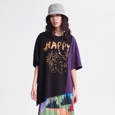 MOVEUP幻走2026春季新款.FUN系列印花不对称袖下摆开叉短款T恤女