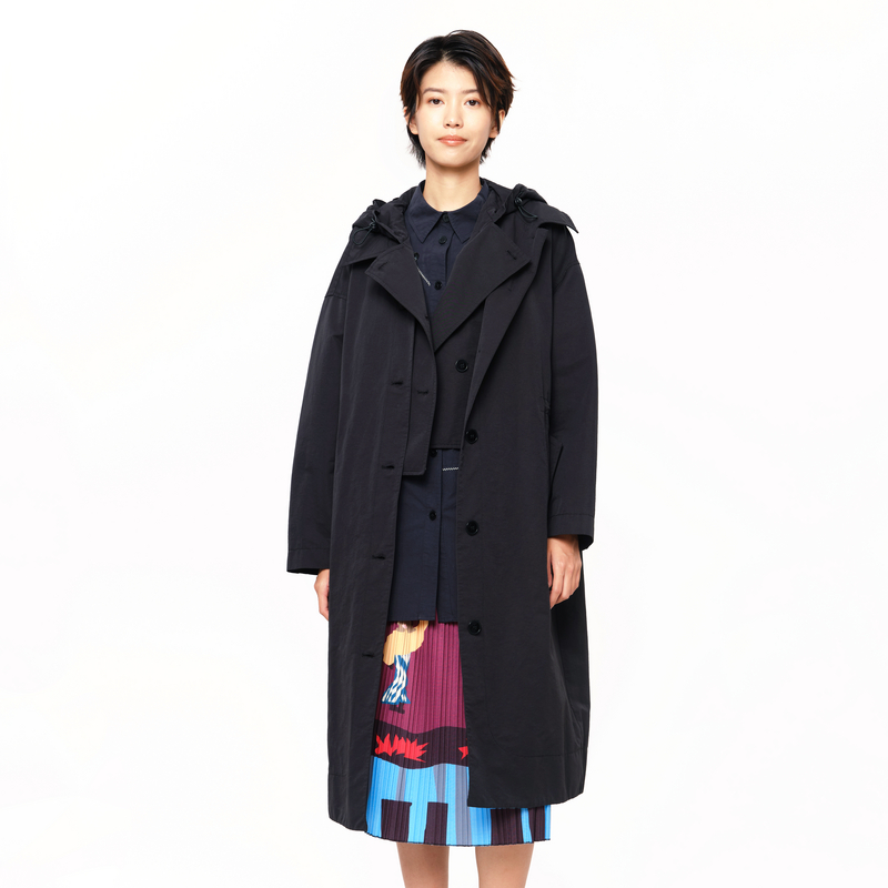 可拆卸帽、翻领、口袋