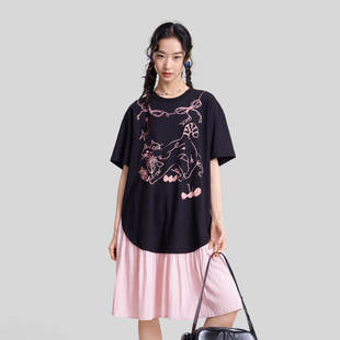 MOVEUP幻走2026春季新款.FUN系列圆领印花拼接裙摆碎褶针织连衣裙