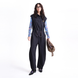 女 .FUN系列翻领织唛橡筋绳口袋梭织连体裤 MOVEUP幻走2026春季 新款