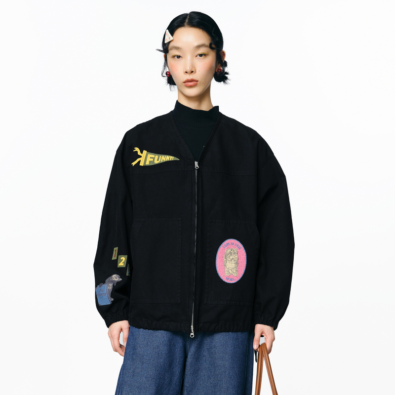 V领、绣花、可调节