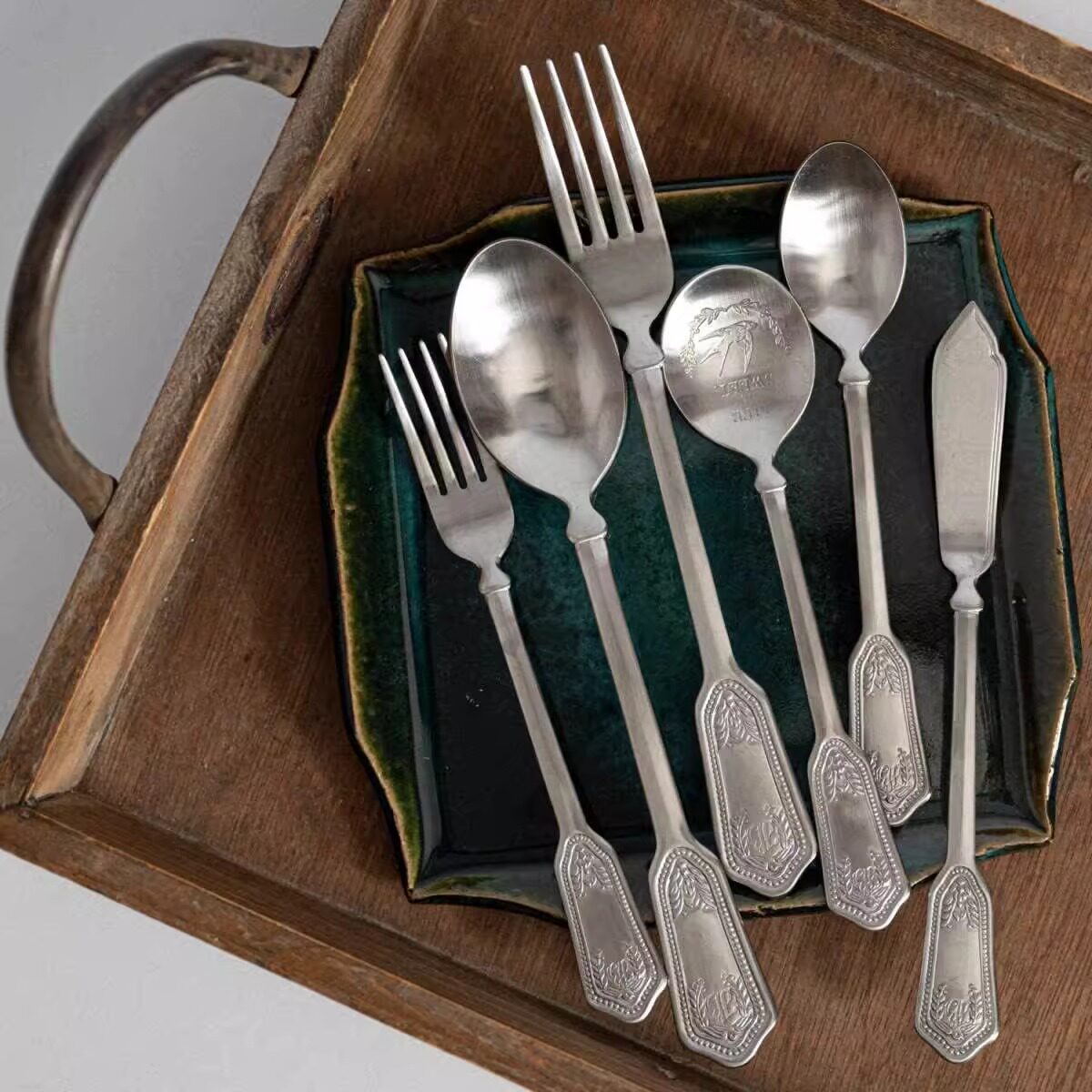 日本制高桑金属银色复古浮雕花枝不锈钢甜品勺正餐勺叉黄油刀餐具