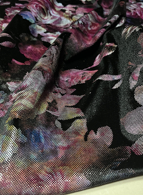 高弹力黑色底金丝绒时装布料 粉系朦胧玫瑰花烫皮工艺面料 棒球衫