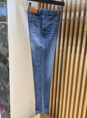 商务休闲牛仔长裤卡尔丹顿