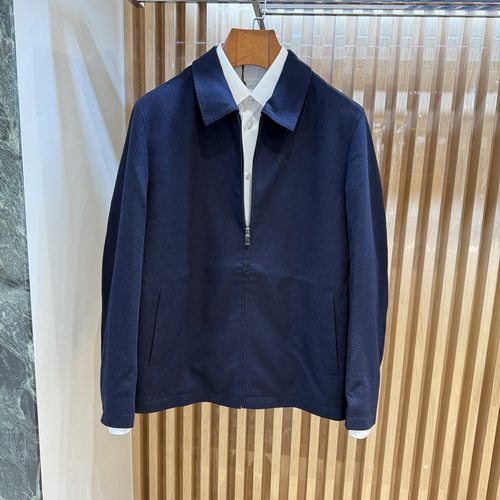 卡尔丹顿秋冬款鹅绒翻领商务羽绒服外套KCBW45165FAN5吊牌6800