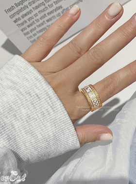 Saturn Ring 欧美风水钻镶边西太后字母土星环宇滴釉宽版开口戒指