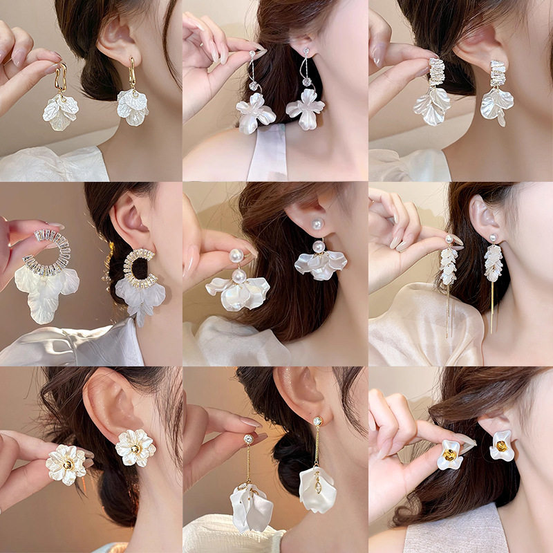 新款贝壳纹理锆石流苏耳环小众设计轻奢高级感耳环气质时尚耳饰品,饰品/流行首饰/时尚饰品新,耳环,淘宝优惠券,粉丝福利购,淘宝优惠卷