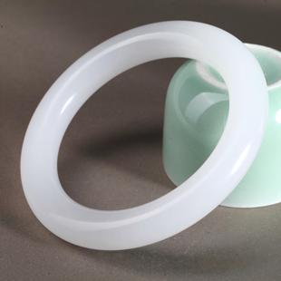 SL1430油脂白手镯