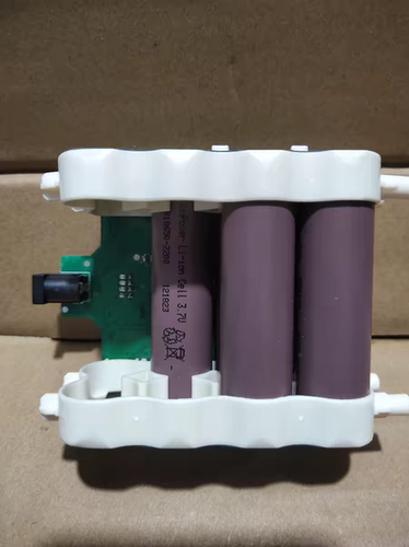 适用苏泊尔手持式吸尘器配件VCS67A-C7电源电池包充电电池配件