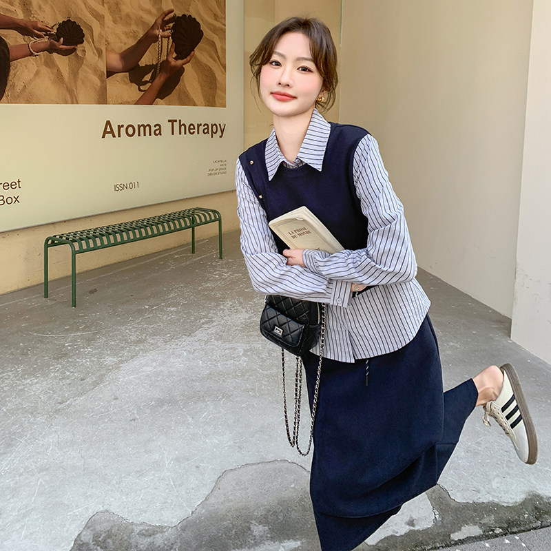 one more2026年春季新款两件套宽松撞色马甲半身裙时尚套