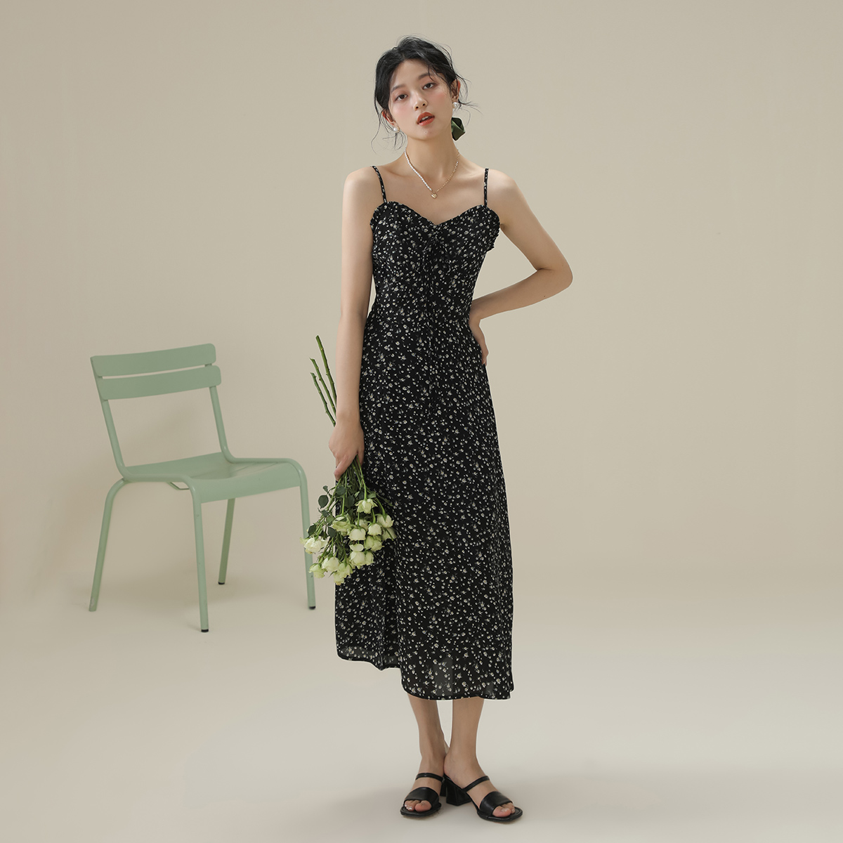 三亚海边度假碎花onemore吊带裙