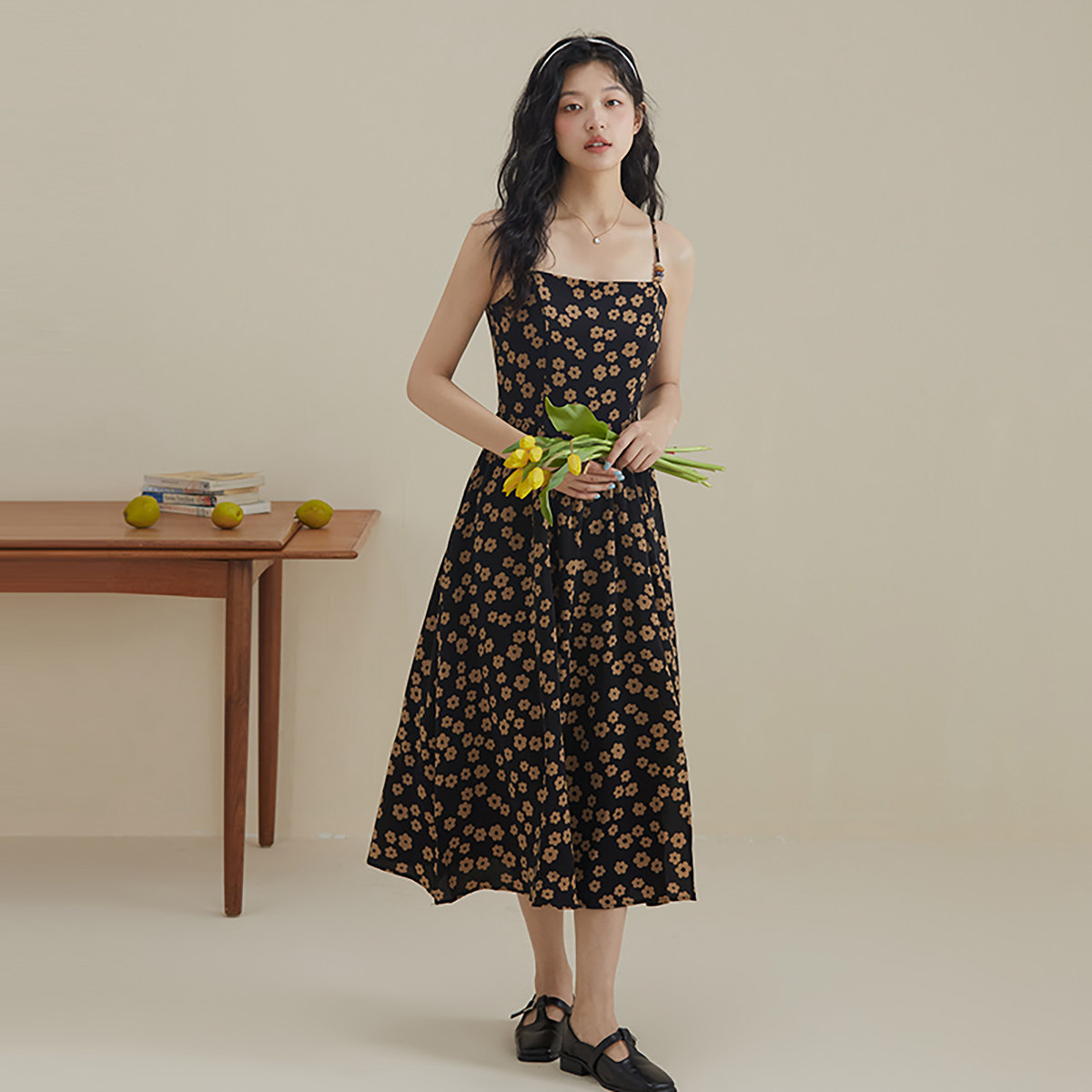 one more一字领雪纺裙碎花连衣裙女2025夏季新款气质吊带