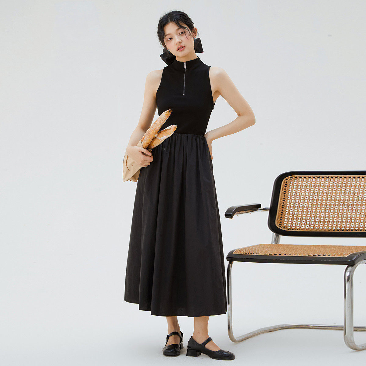 one more2025夏季薄款立领背心裙女士修身拼接连衣裙高级