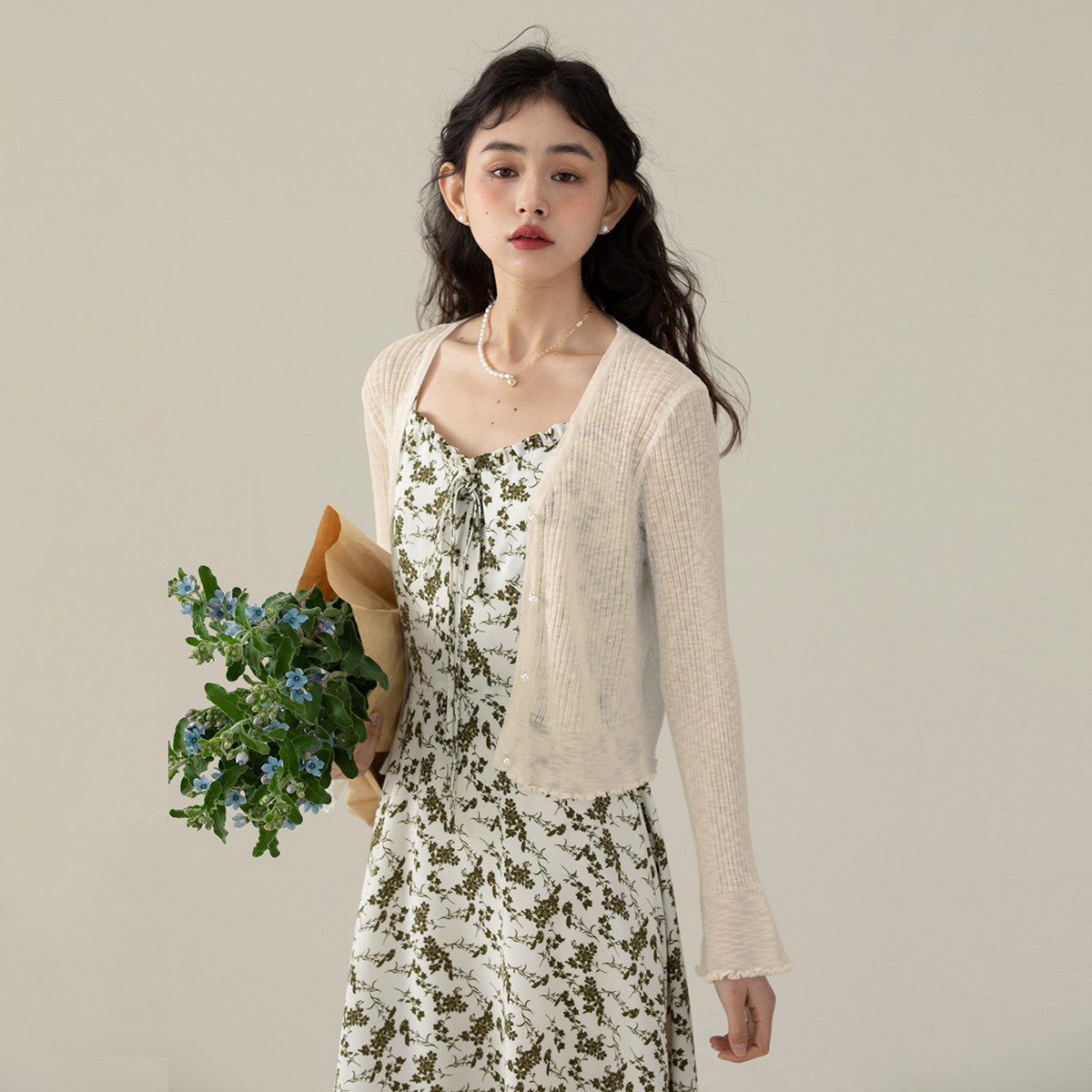 one more百搭女针织开衫长袖外套披肩外搭罩衫木耳边上衣高级