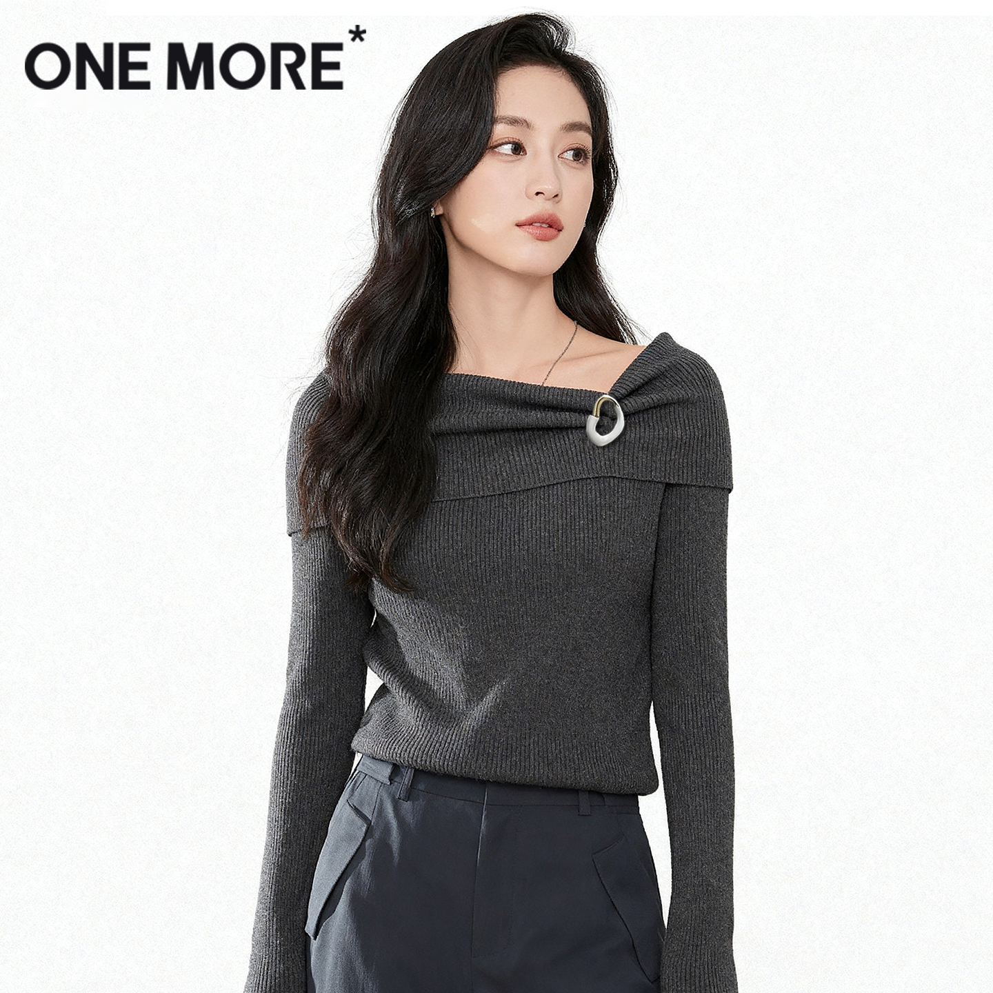 onemore一字肩针织衫