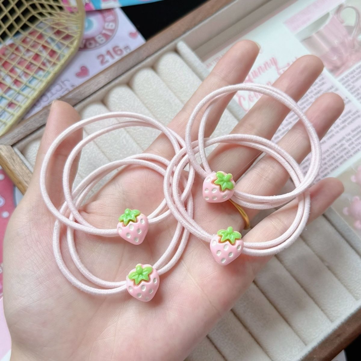 粉色草莓发圈水果发饰甜美扎头绳可爱小皮筋高弹力学生发绳送男友,饰品/流行首饰/时尚饰品新,发饰,淘宝优惠券,粉丝福利购,淘宝优惠卷