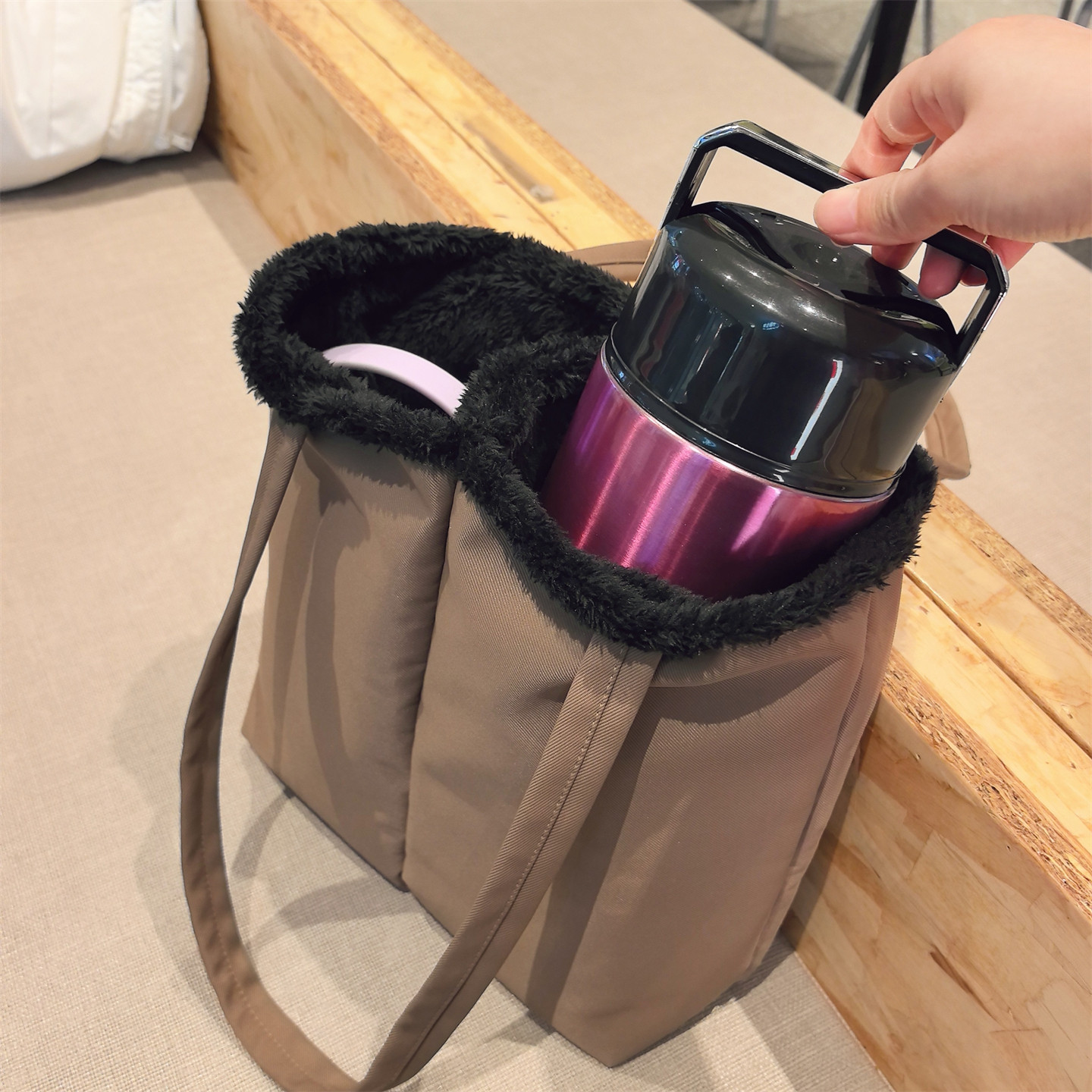 吨吨杯水杯套保护套水杯袋收纳袋保温杯套双隔层可斜挎装手机位置,餐饮具,杯套,淘宝优惠券,粉丝福利购,淘宝优惠卷