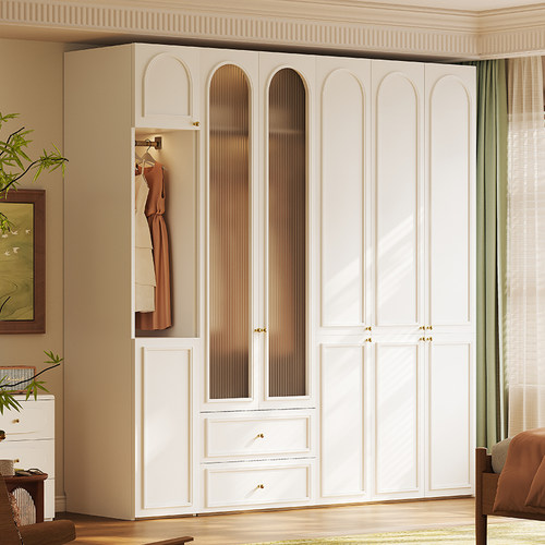 法式奶油风复古大衣柜