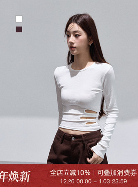 Moxiebabe辣妹风镂空米白色圆领T恤女装秋冬别致新款性感修身上衣