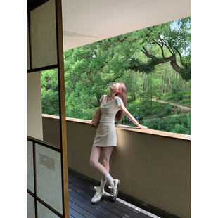 显瘦上衣女 Cactishop微醺 设计感莱赛尔天丝荡领短袖 T恤夏季 修身